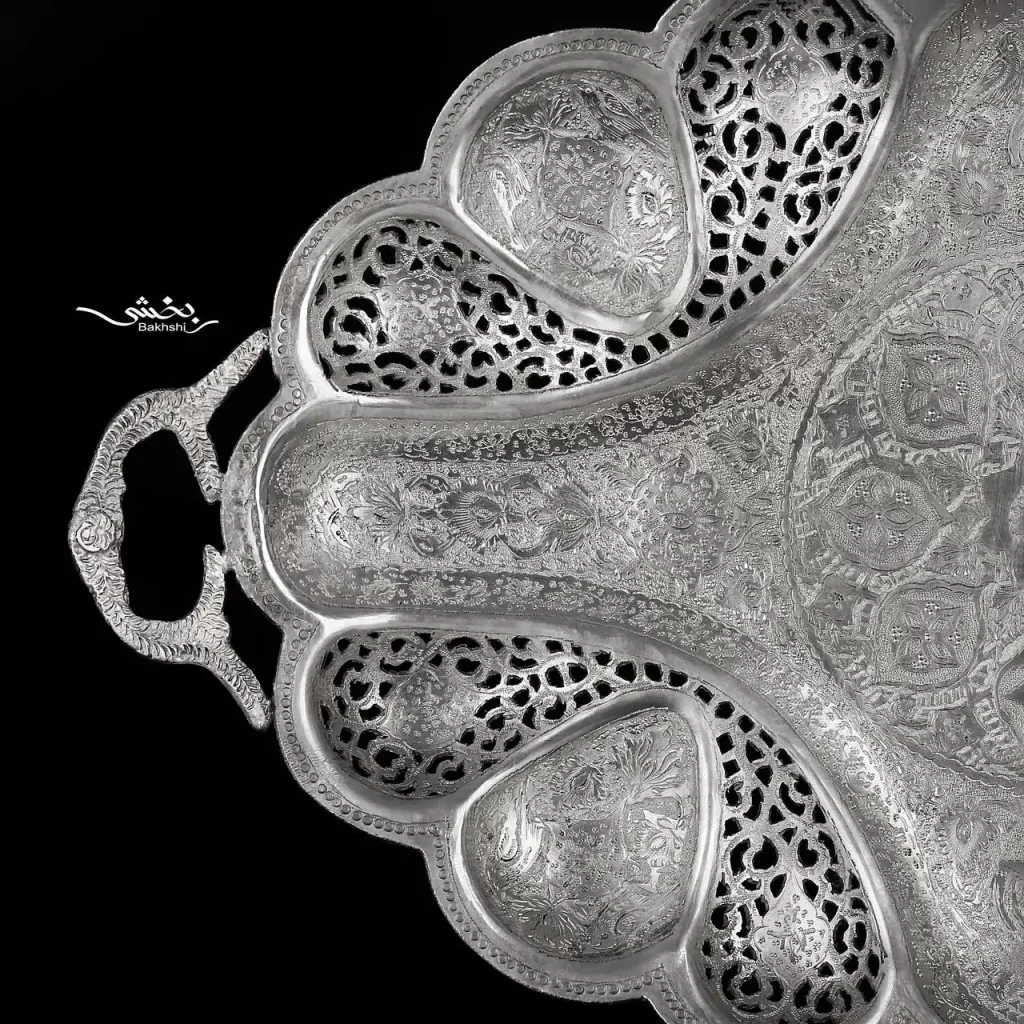 شیرینی خوری نقره بیضی دسته دار گل و مرغ