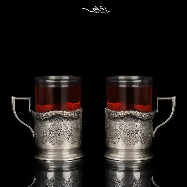 انگاره نقره شش عددی ترنج ریزقلم ساخته شده از 360.6 گرم نقره با عیار 84 درصد و قطر 5 و ارتفاع 6 سانتیمتر موجود در شعب حضوری و سایت نقره بخشی.