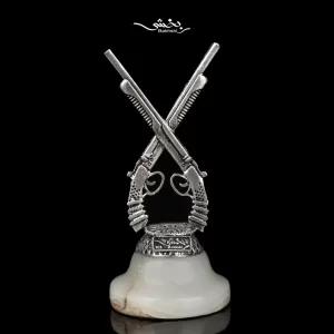 تندیس نقره تفنگ مدرن