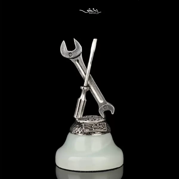 تندیس نقره ابزار مدرن