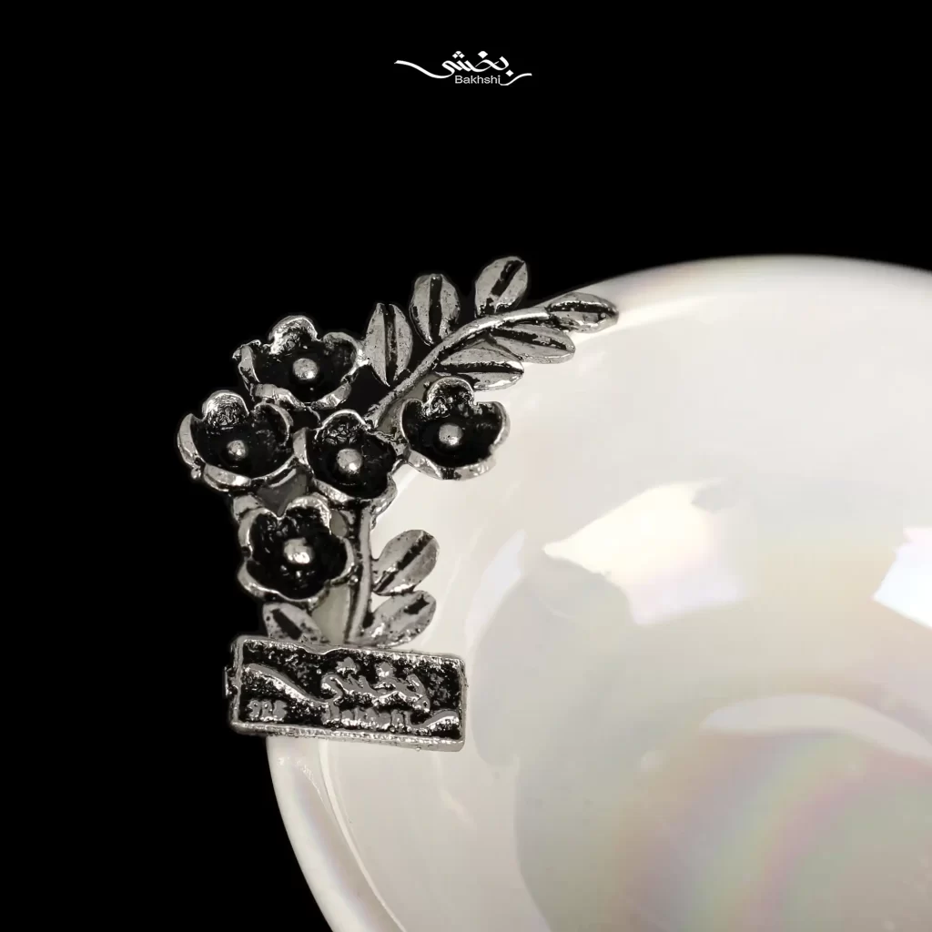 کاسه سرامیک نقره گل و برگ صدفی