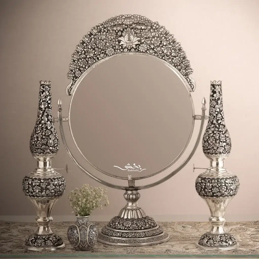 چراغ نقره قلم گل برجسته