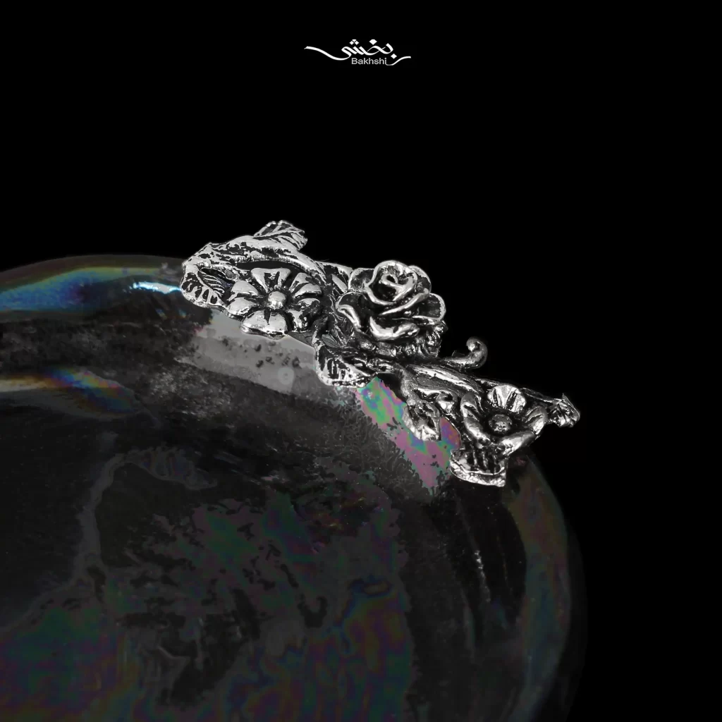 شیرینی خوری سرامیک نقره پایه دار شکوفه مشکی