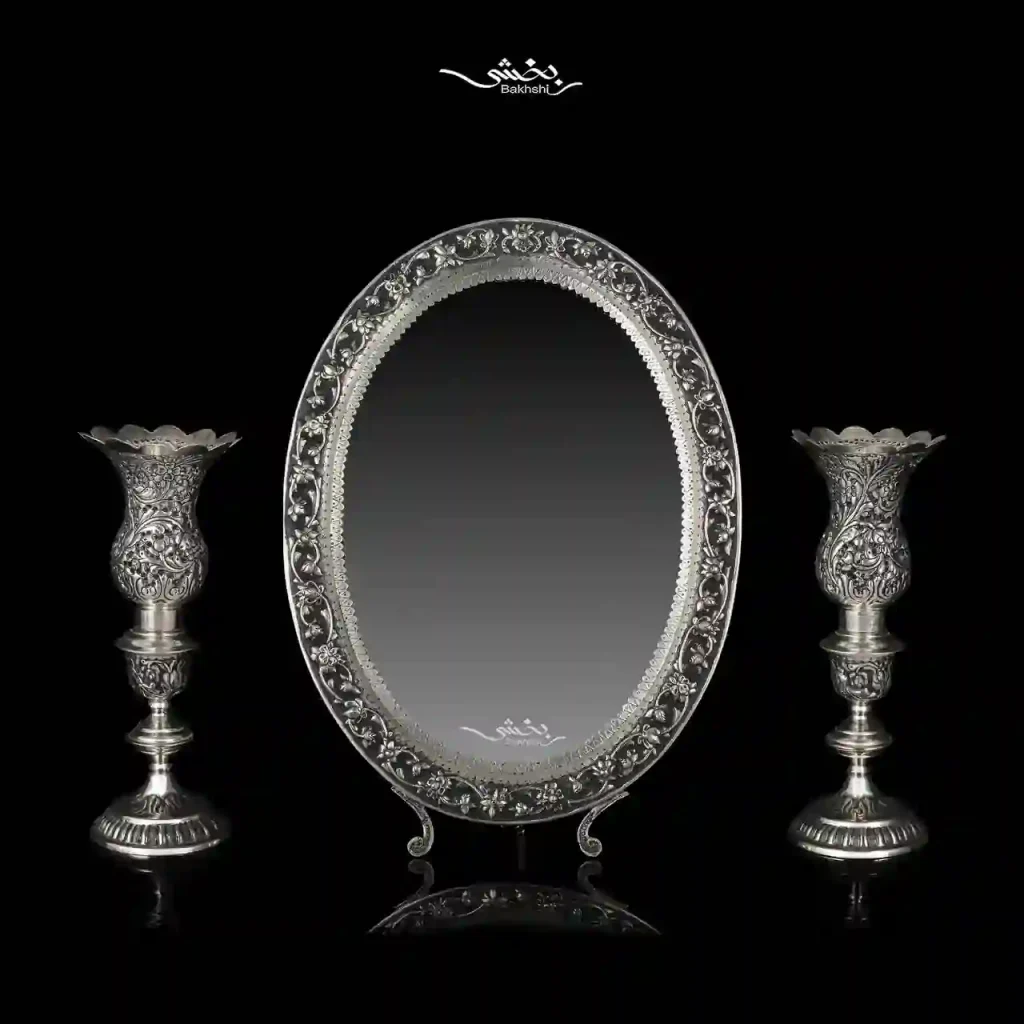 ست آینه بیضی و شمعدان لاله نقره گل برجسته
