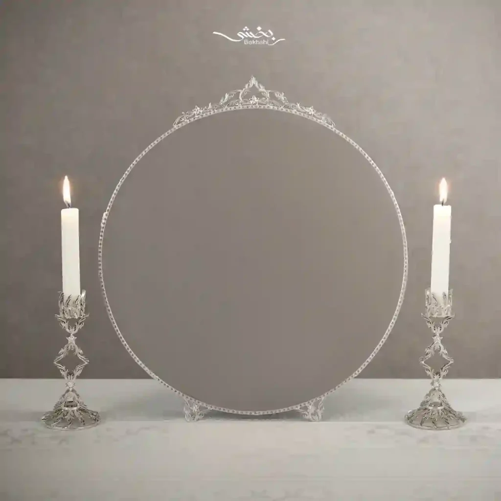 ست آینه تاجدار و شمعدان مدرن