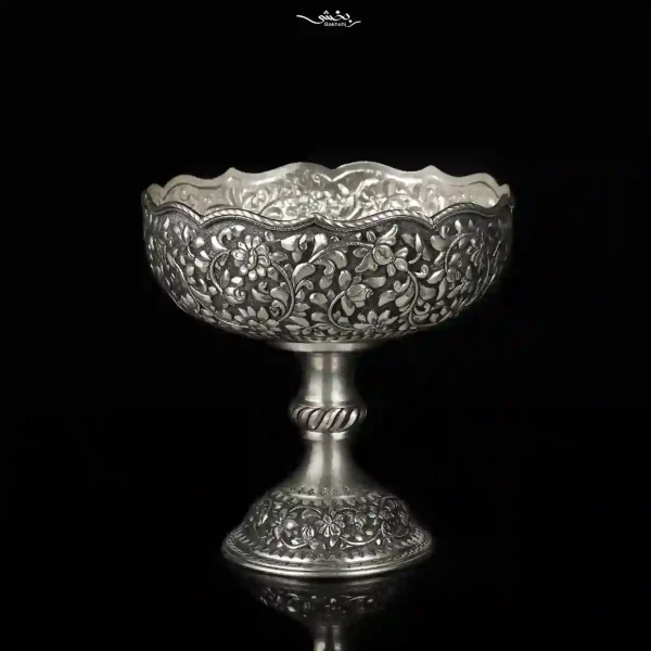 کاسه نقره پایه بلند قلم گل و برجسته درجه یک