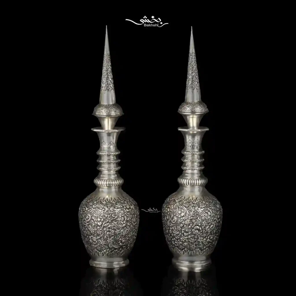 یک جفت تنگ شاخدار نقره قلم گل و مرغ