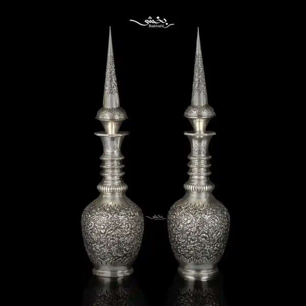 یک جفت تنگ شاخدار نقره قلم گل و مرغ