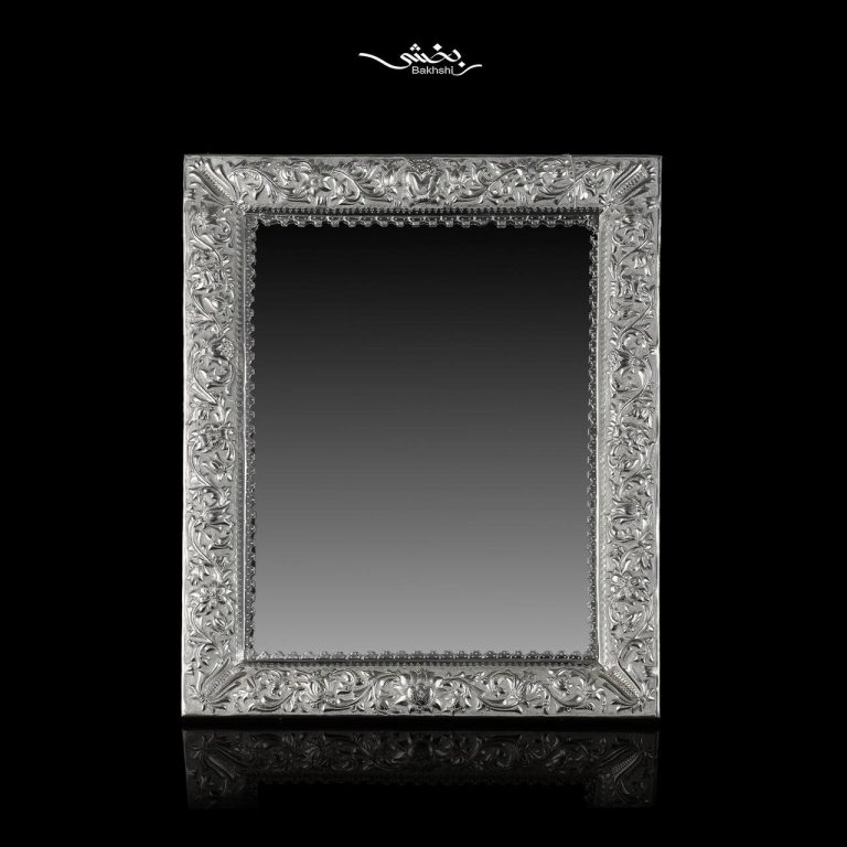 آینه نقره مستطیل تاجدار گل برجسته