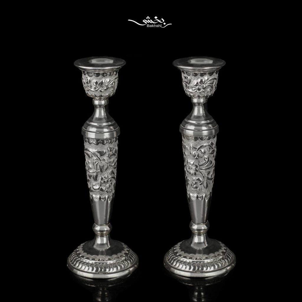 شمعدان نقره تکشاخه گل برجسته