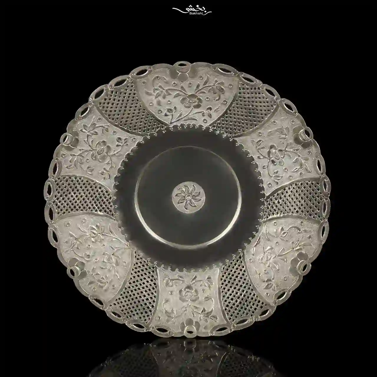 photo_9_2025-12-18_17-22-51 شیرینی خوری نقره قلم گل برجسته