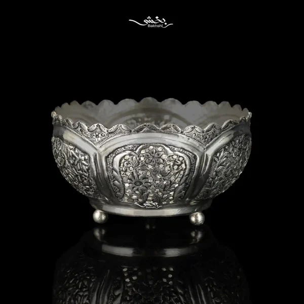 کاسه نقره پایه گلوله ای قلم گل و مرغ
