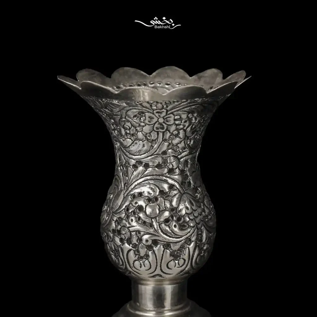 ست آینه بیضی و شمعدان لاله نقره گل برجسته