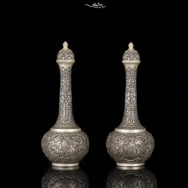 یک جفت تنگ نقره مینیاتور و گل و مرغ