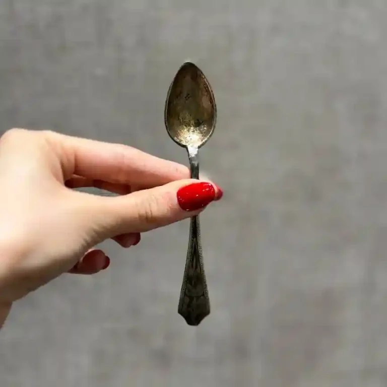 قاشق شش عددی چای خوری نقره سیاه قلم تبریز