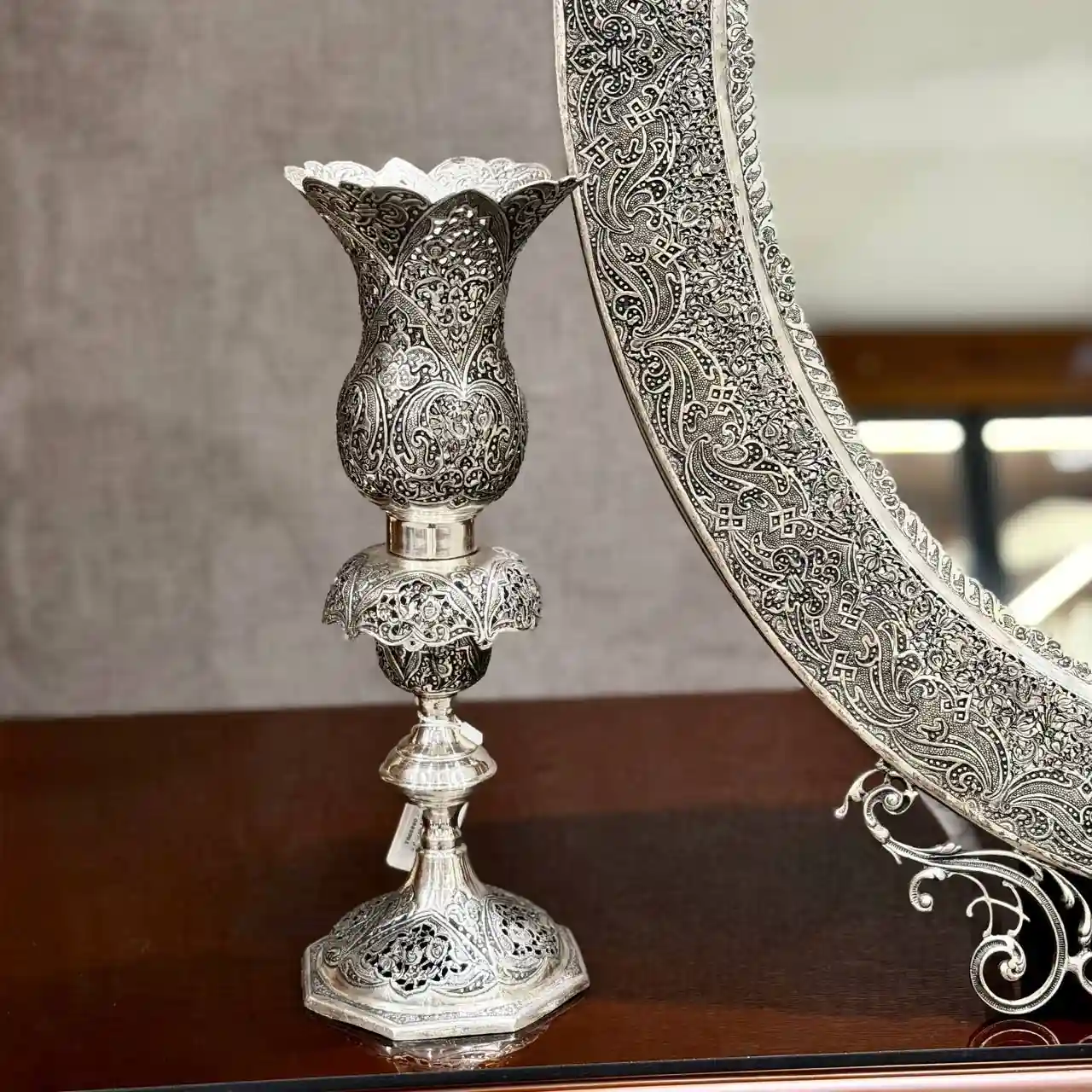 ست آینه نقره بیضی و شمعدان اسلیمی و مشبک اعلا